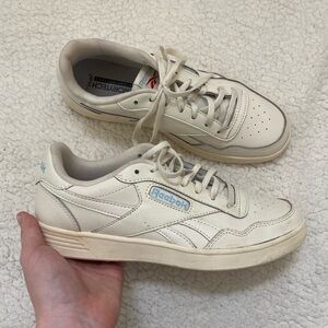 Reebok Court Advance sneakers cream women's shoes Sz 8